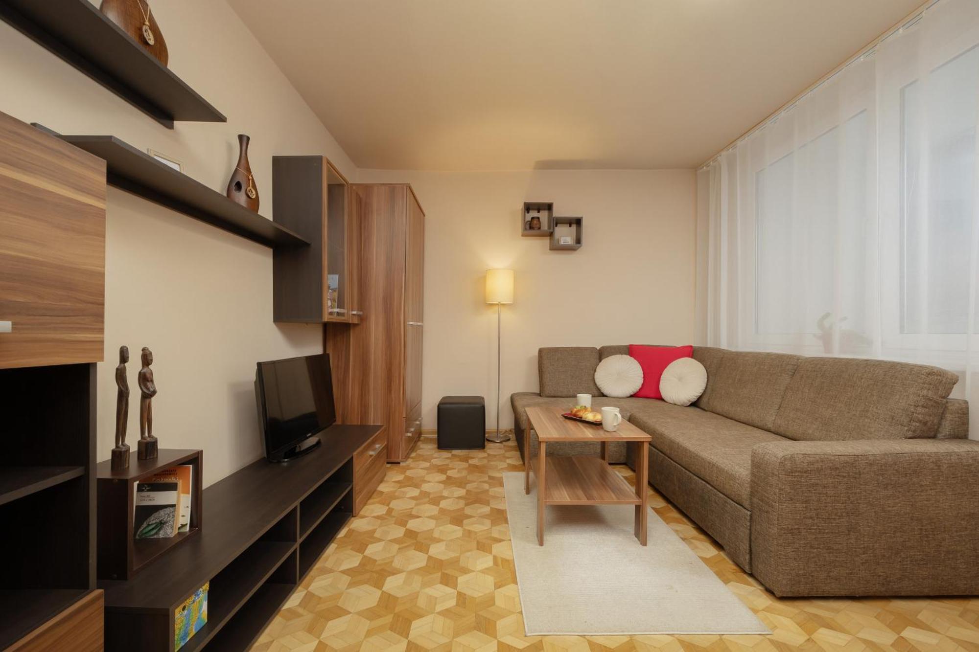 With Balcony For 2 People In By Renters * Warszawa