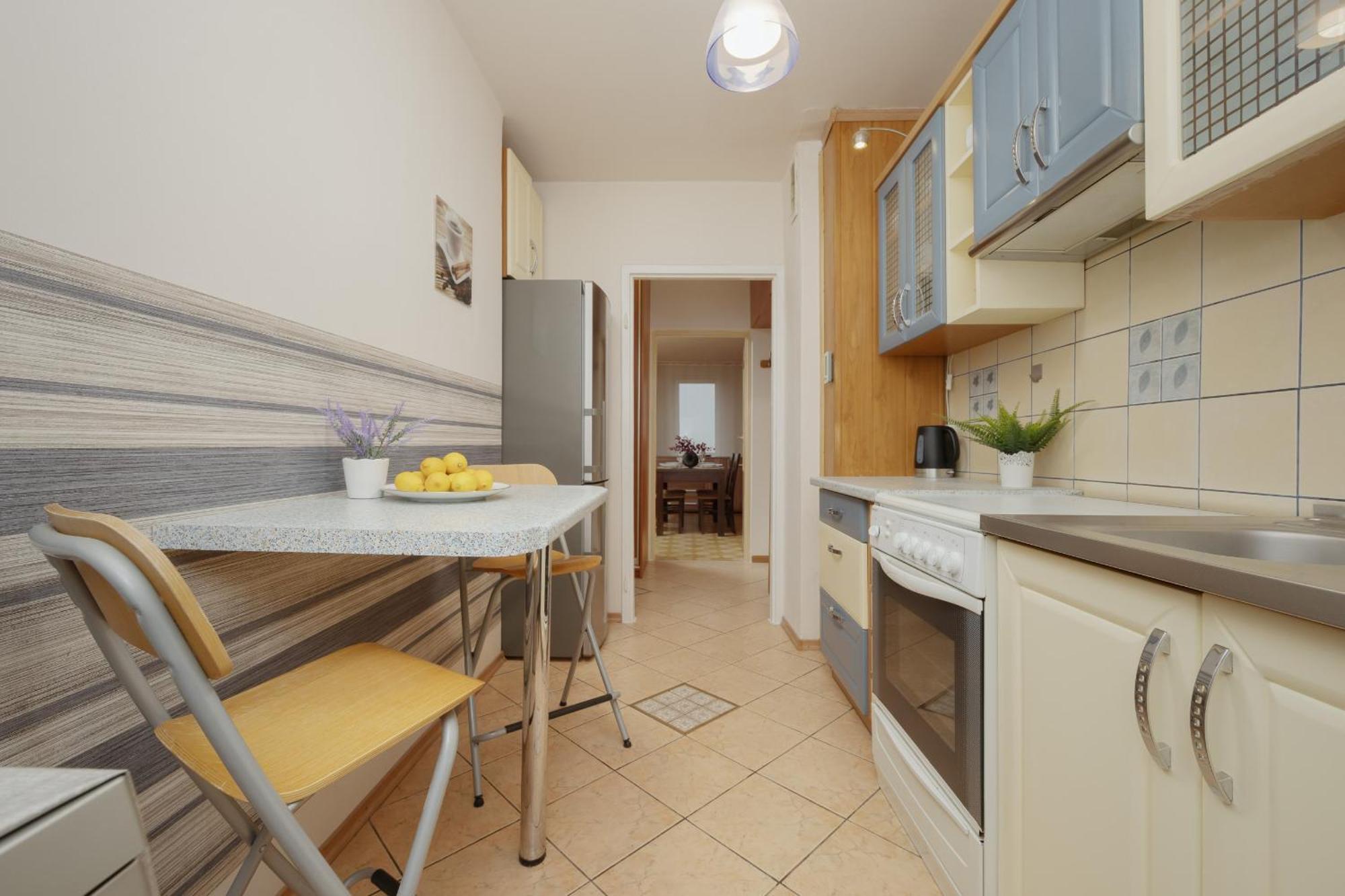 With Balcony For 2 People In By Renters Appartement Warschau